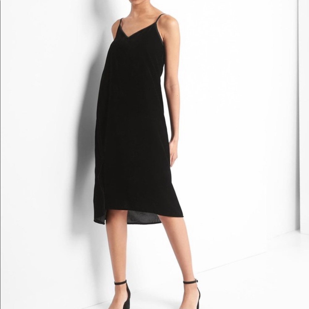 Black Cami Velvet Dress GAP